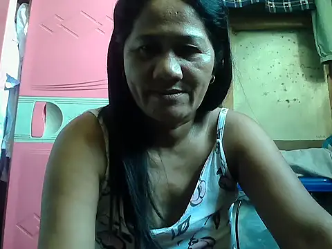 hotmama 063 online show from October 28, 7:58 am