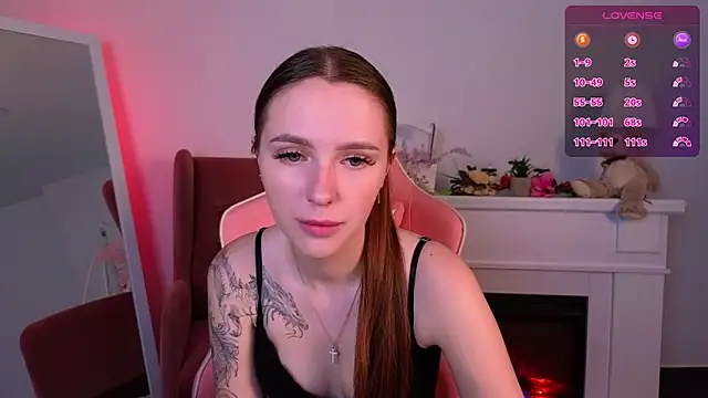 Snapshot of WildHoneyXO chatting on September 9, 5:51 am WildHoneyXO online show from September 9, 5:51 am