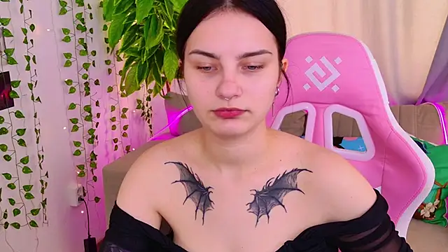 Angel Braun online show from November 8, 10:20 am