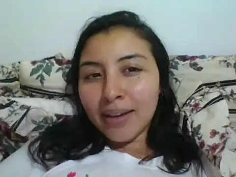 Snapshot of _Romilly_ chatting on October 12, 3:31 am Romilly online show from October 12, 3:31 am