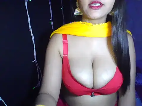 Snapshot of Tiedtogether69 chatting on October 10, 9:31 pm Tiedtogether69 online show from October 10, 9:31 pm