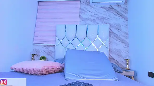 collet 1 online show from April 18, 12:18 pm