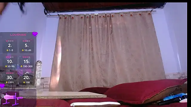 Snapshot of Bicky_24 chatting on October 16, 12:52 pm Bicky 24 online show from October 16, 12:52 pm