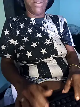 Kristal Bronw Lawren online show from April 18, 9:45 am