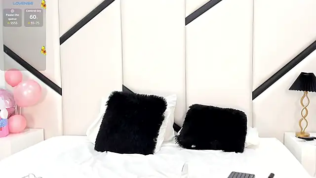 XimenaCosta online show from April 13, 3:24 pm