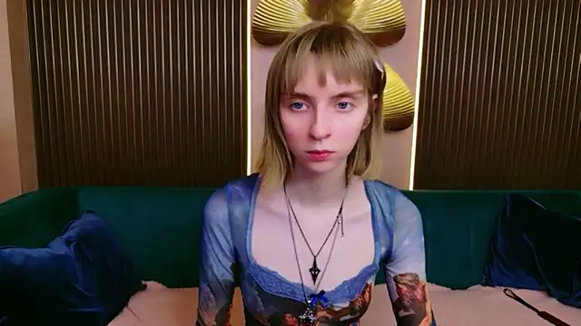 Beverly Gomes online show from March 3, 8:15 pm