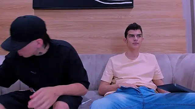 junior friendss online show from January 17, 9:00 pm