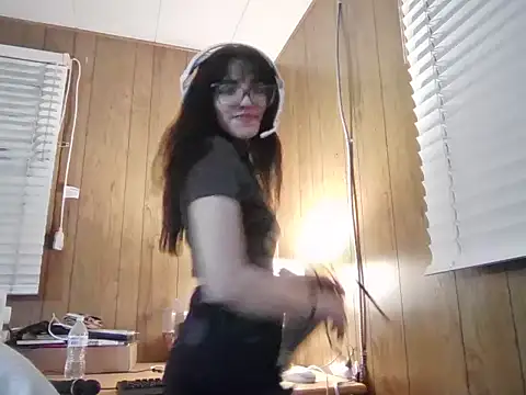 Khloecita sr online show from February 14, 9:55 am