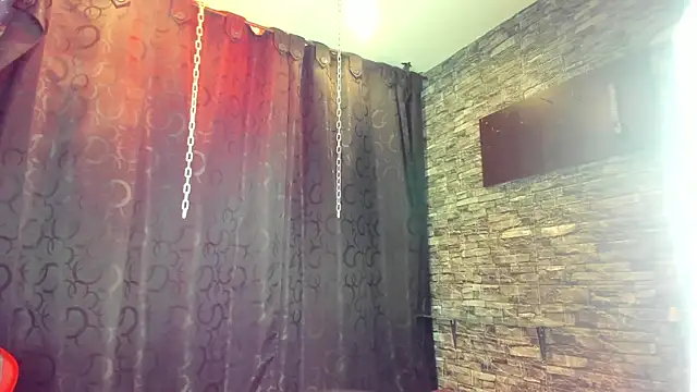 Snapshot of NaomyAngel chatting on October 20, 11:35 am NaomyAngel online show from October 20, 11:35 am