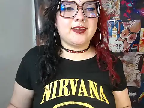 Snapshot of Curvy-Queen chatting on September 11, 4:13 am Curvy-Queen online show from September 11, 4:13 am