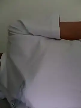 lisa huynh online show from September 29, 7:02 am