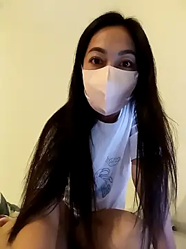 lisa huynh online show from September 9, 11:54 am