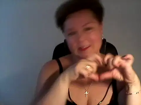 Snapshot of EllaLove2277 chatting on September 20, 2:48 pm EllaLove2277 online show from September 20, 2:48 pm