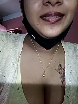 Snapshot of Samiya3344 chatting on October 5, 2:38 am Samiya3344 online show from October 5, 2:38 am
