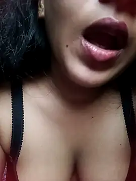 Snapshot of Samiya3344 chatting on September 22, 2:10 am Samiya3344 online show from September 22, 2:10 am
