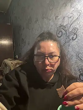 Snapshot of Vilvet777 chatting on October 17, 11:57 am Vilvet777 online show from October 17, 11:57 am