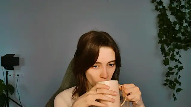 Yoka paradoXXX online show from October 19, 5:09 am