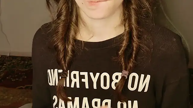 Yoka paradoXXX online show from December 3, 5:32 am