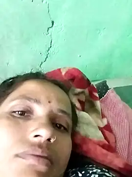 KIRTI12 HOT online show from November 22, 8:33 pm