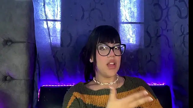 Melody dreams online show from October 28, 4:57 pm