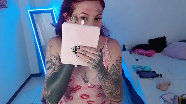 Maddy Vicius19 online show from November 2, 8:56 pm