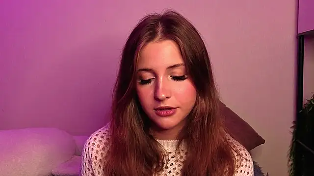 LoveSeekins online show from October 19, 7:38 pm