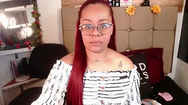 MIA  SPENCER online show from November 12, 5:44 pm