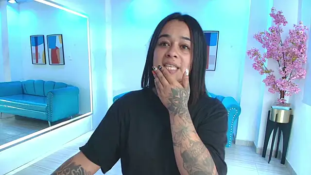 Black roseee online show from March 24, 7:52 pm