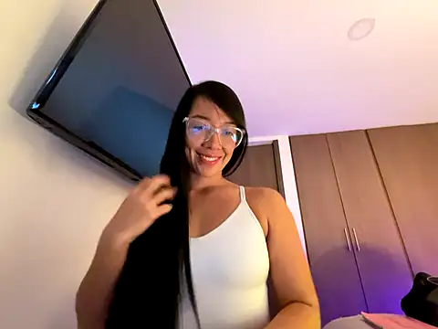 Snapshot of gaby_wild_fire chatting on October 14, 3:25 pm gaby wild fire online show from October 14, 3:25 pm