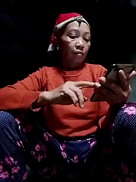 -Xuka-200 online show from November 12, 5:38 am