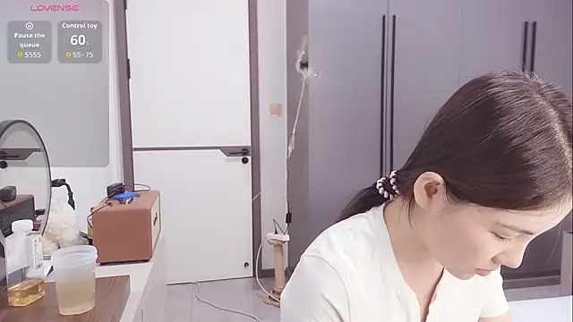 luckckcj online show from October 6, 3:01 am