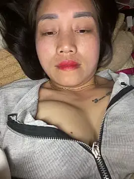 chipp-bong online show from February 4, 3:04 pm