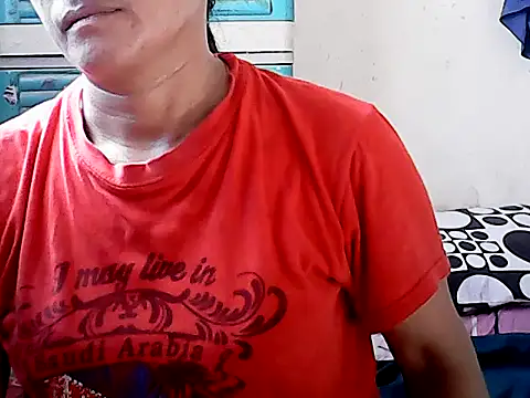 yoursPinayMama1682 online show from November 2, 12:36 am