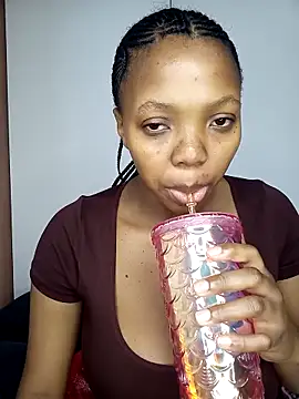 MilfBoobsxx online show from February 2, 4:11 am