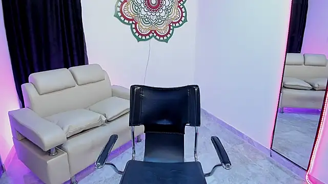 Candy fox 19 online show from April 15, 4:51 pm