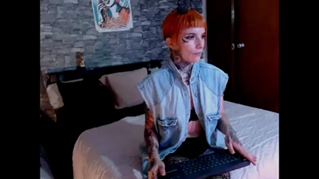 Inferno Molly online show from January 14, 3:55 am