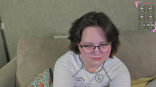 Mila  Cutee online show from November 11, 8:55 am