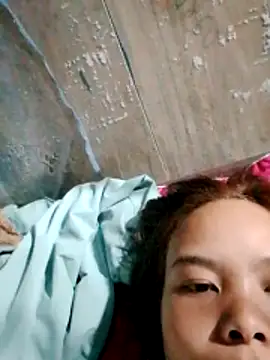 Huyen x online show from December 15, 1:05 pm