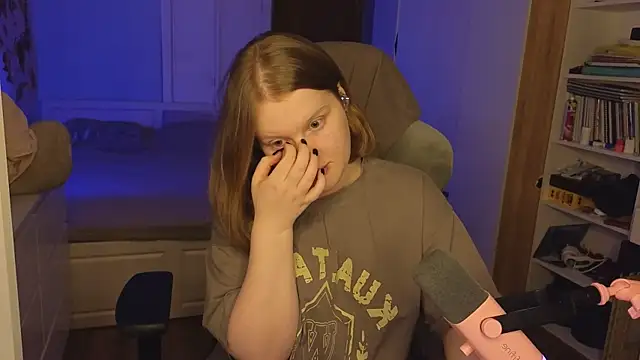 OliviaBlade online show from November 11, 2:36 pm