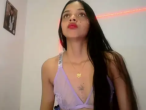 Snapshot of lucy_babyy chatting on October 2, 4:45 pm lucy babyy online show from October 2, 4:45 pm
