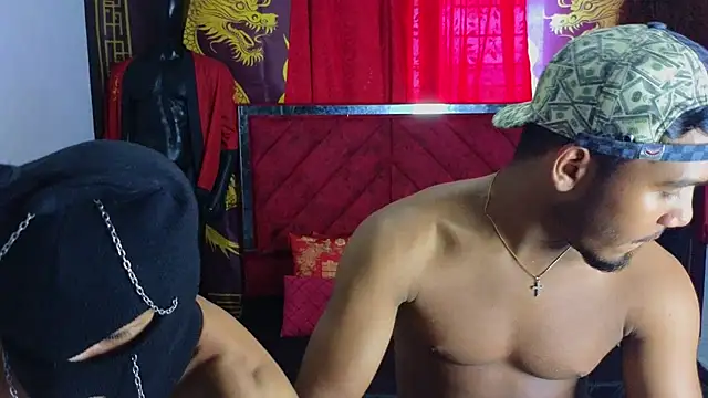 Snapshot of Latin_straight0 chatting on October 2, 7:08 pm Latin straight0 online show from October 2, 7:08 pm