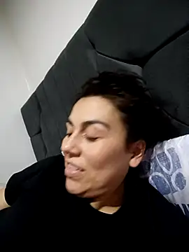 vanessa-titisM online show from January 18, 2:08 am