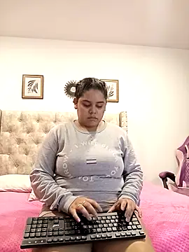 Anabelle 00  online show from October 25, 4:09 am