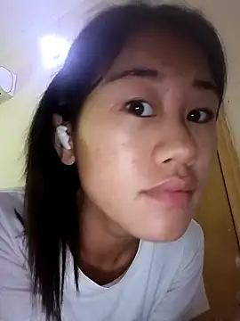 luy-xinh02 online show from September 20, 3:05 am