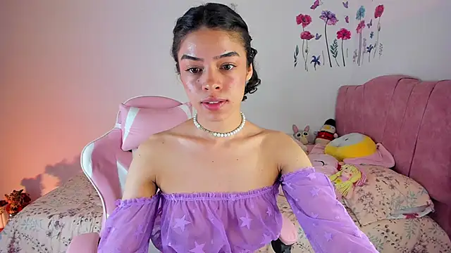 maddy parker   online show from June 10, 11:25 pm