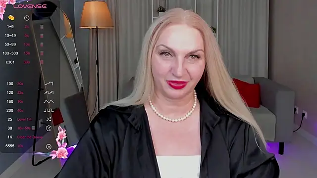 Nina Devillle online show from October 15, 3:58 pm