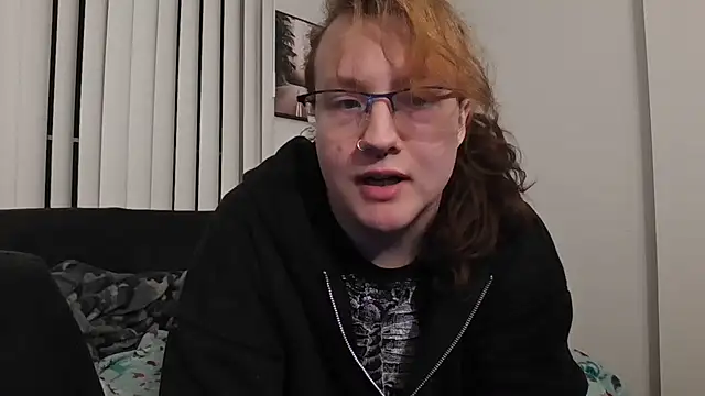 Snapshot of tbutchrat chatting on September 25, 7:18 am tbutchrat online show from September 25, 7:18 am