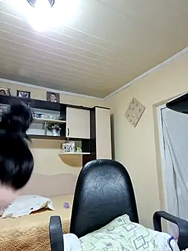 Soffy Skye online show from February 1, 4:44 am