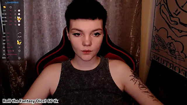 KrisNeal online show from December 4, 10:06 am