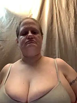 lindamarie  online show from September 23, 5:00 pm